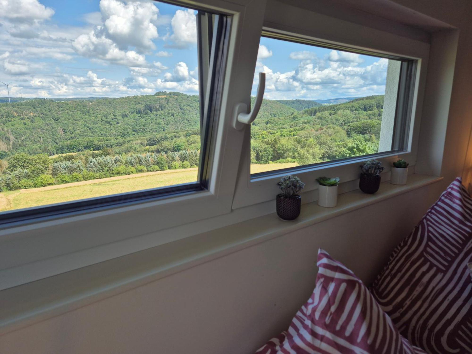 Serenity Vista Retreat Bnb Bescheid Eksteriør billede
