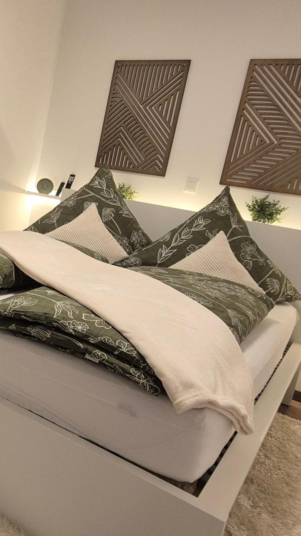 Serenity Vista Retreat Bnb Bescheid Eksteriør billede