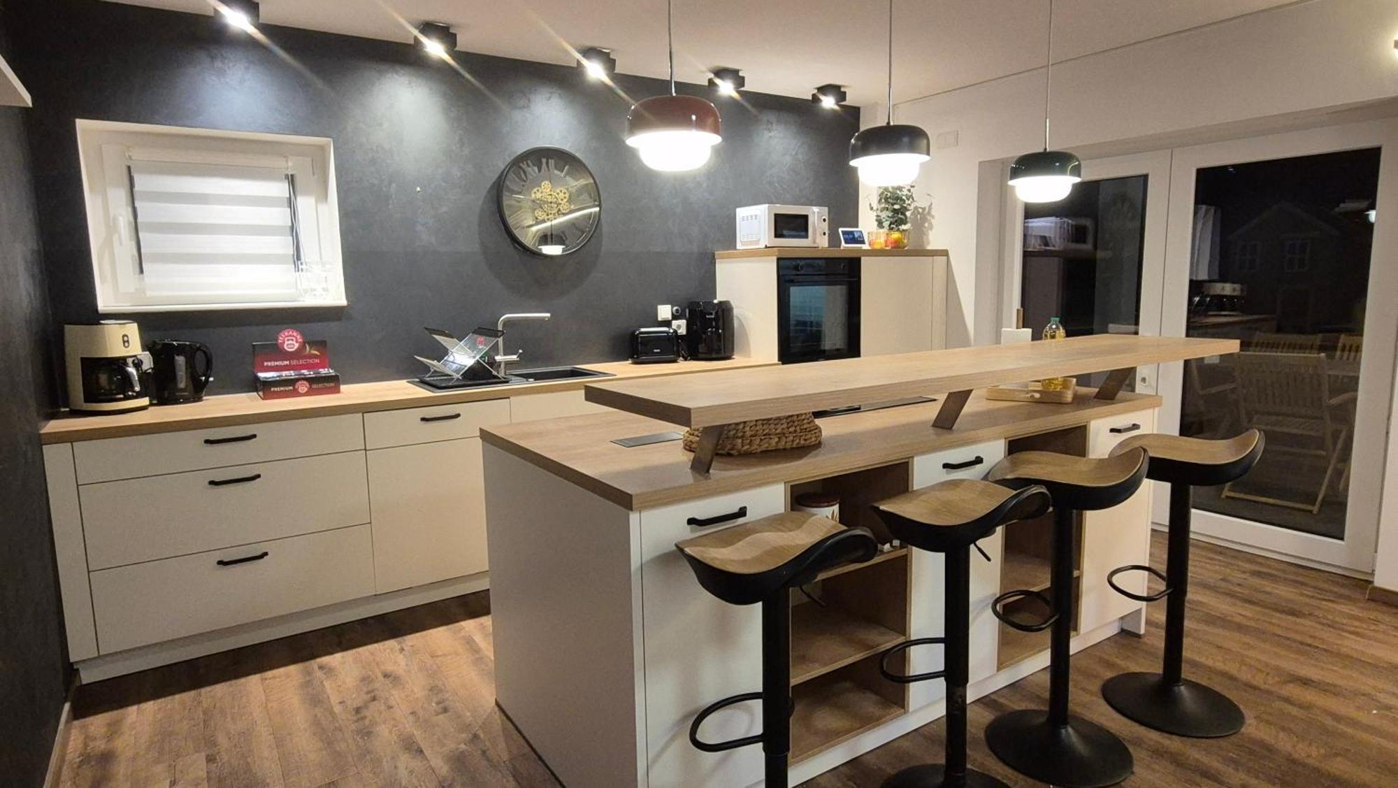 Serenity Vista Retreat Bnb Bescheid Eksteriør billede