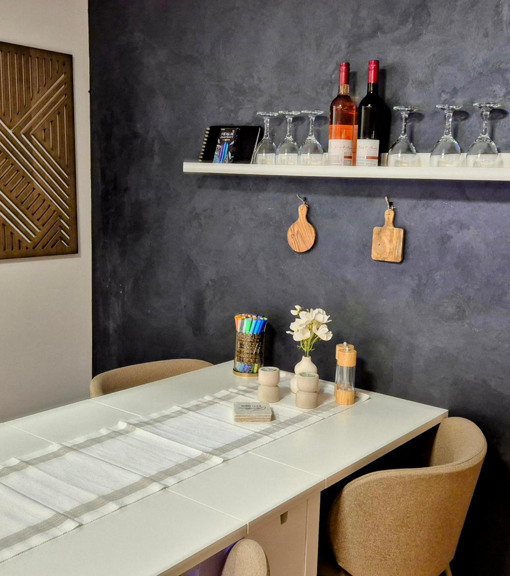 Serenity Vista Retreat Bnb Bescheid Eksteriør billede